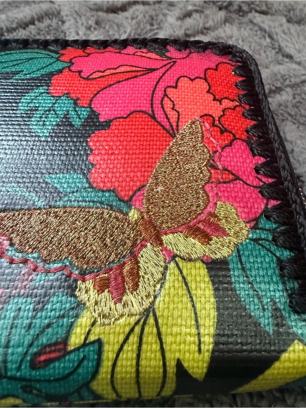 Sakroots -Floral Zip Around Wallet  Clutch-“Happy Nature Peace” pattern